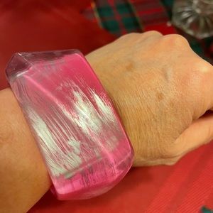 Retro acrylic bracelet